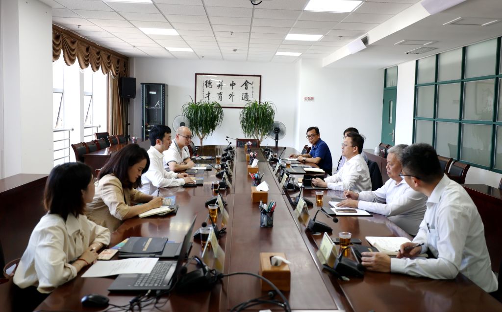 校企合作新篇章 廈門(mén)石頭城信息服務(wù)有限公司來(lái)訪(fǎng)洽談校園攝影服務(wù)合作